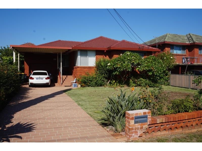 100 Reilly Street, Lurnea NSW 2170