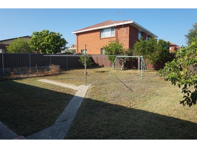 100 Reilly Street, Lurnea NSW 2170