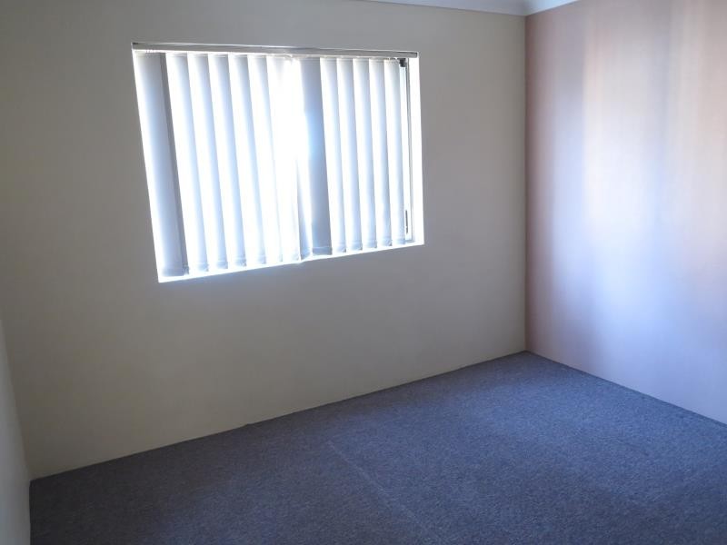 8/7-9 Forbes St, Warwick Farm NSW 2170