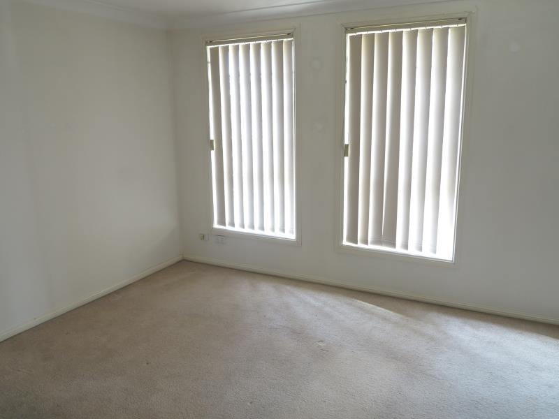 2/1 Lions Avenue, Lurnea NSW 2170