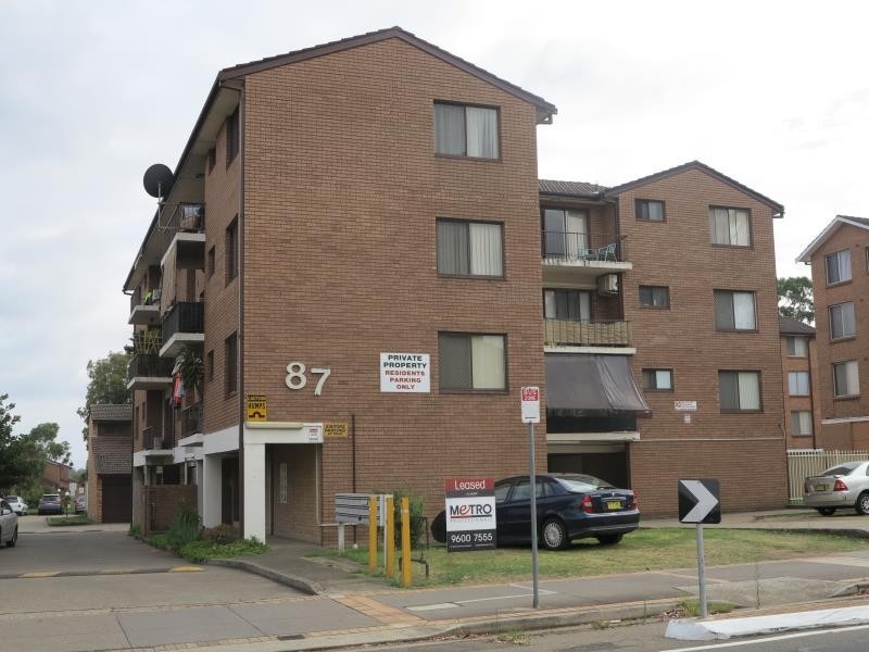 1/87 Memorial Avenue, Liverpool NSW 2170
