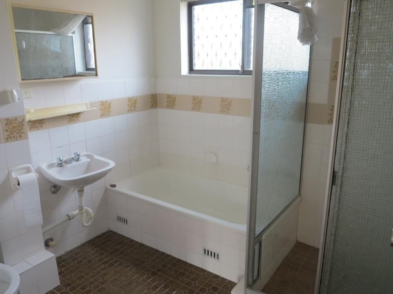 1/87 Memorial Avenue, Liverpool NSW 2170