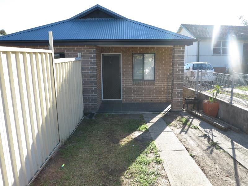 17A Wheeler Avenue, Lurnea NSW 2170