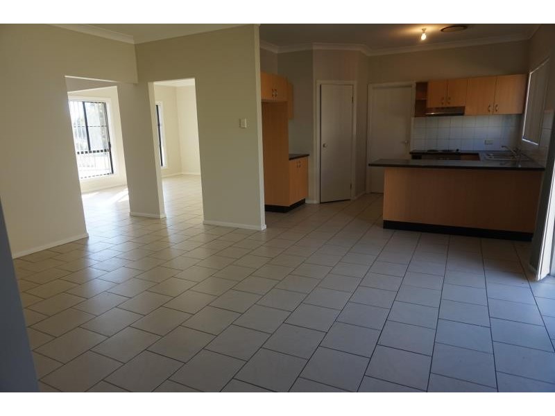 12B Taloma Crescent, Lurnea NSW 2170