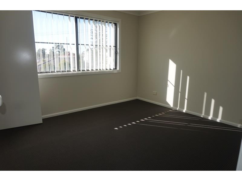 12B Taloma Crescent, Lurnea NSW 2170
