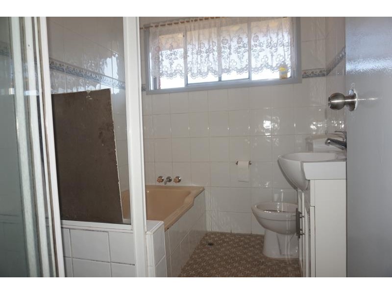 3 Harradance Place, Liverpool NSW 2170