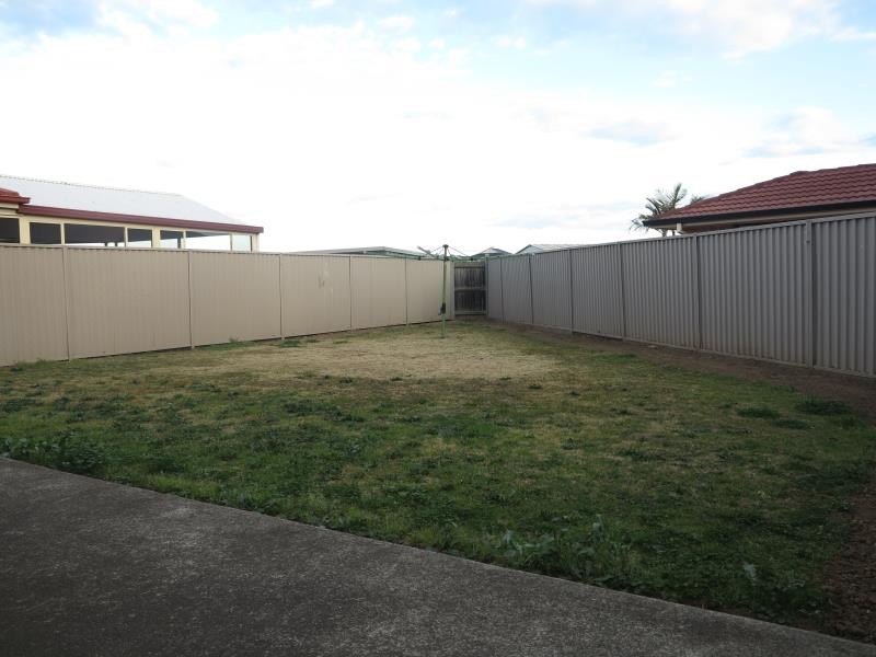 8 Althorpe Drive, Green Valley NSW 2168