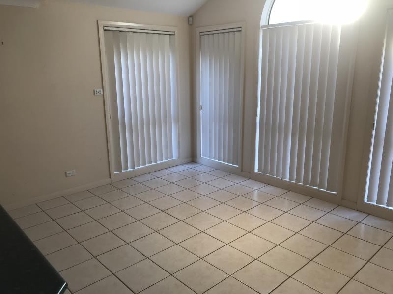 17 Hume Drive, West Hoxton NSW 2171