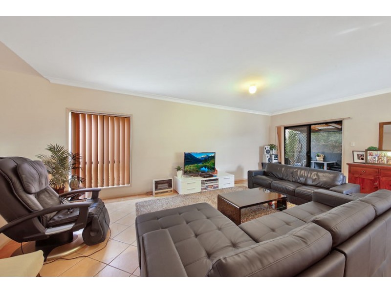 10 Perina Close, Casula NSW 2170