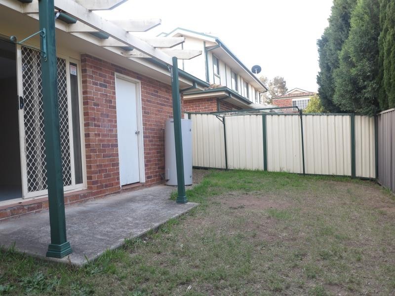 2/21 William Street, Lurnea NSW 2170