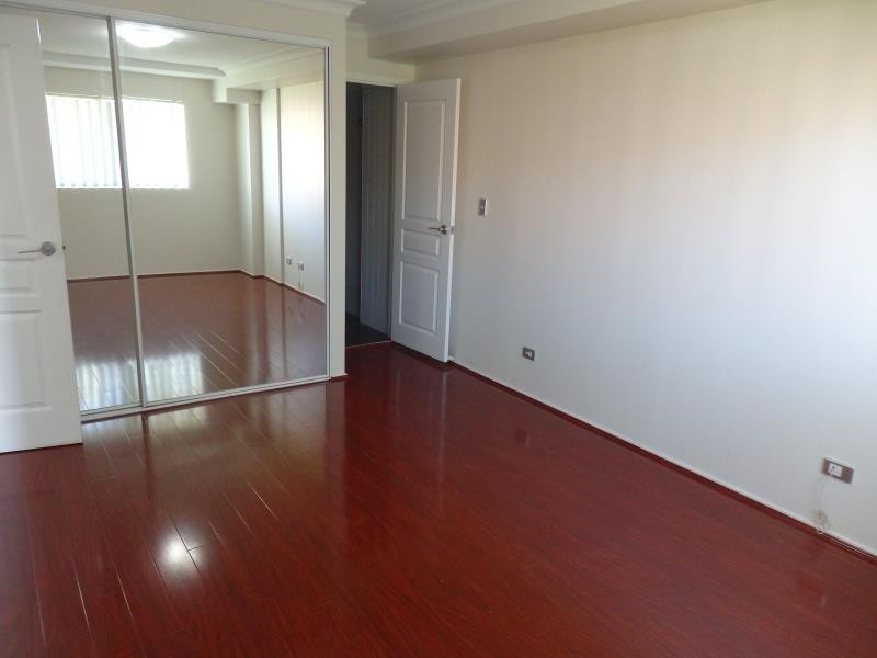 34/20 George St, Liverpool NSW 2170