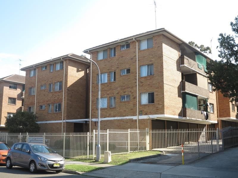 5/11 Forbes Street, Liverpool NSW 2170