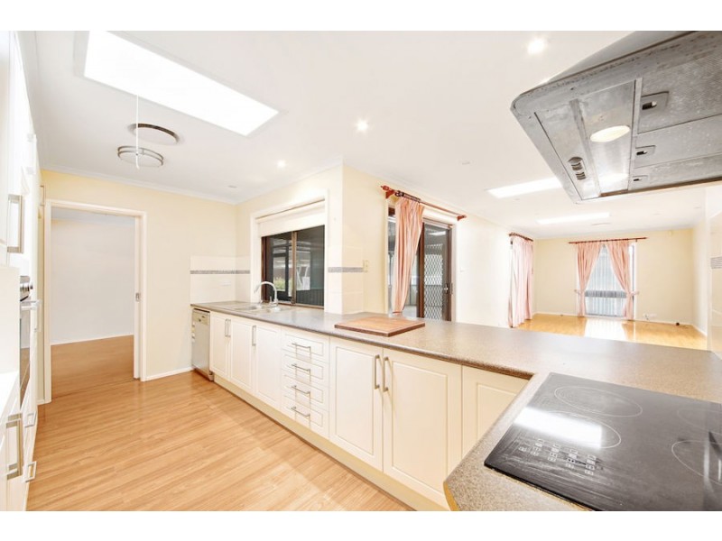 7 Forresters Close, Woodbine NSW 2560