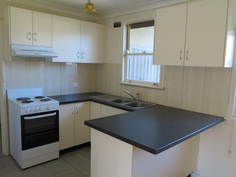 10 Maxwells Avenue, Ashcroft NSW 2168