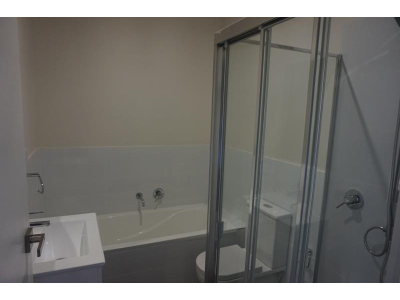 4/60-62 Passefield St, Liverpool NSW 2170