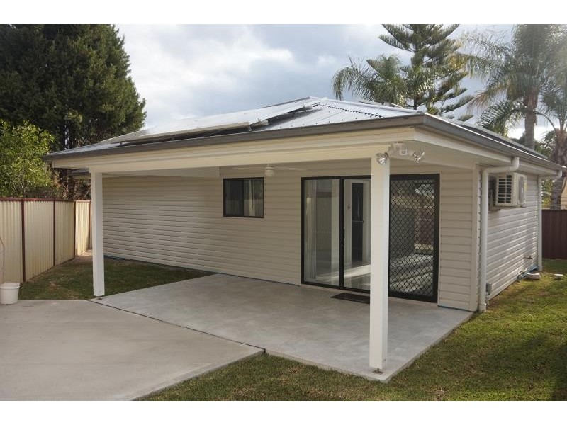 19A Salisbury Avenue, Glenfield NSW 2167