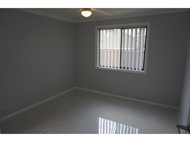 19A Salisbury Avenue, Glenfield NSW 2167