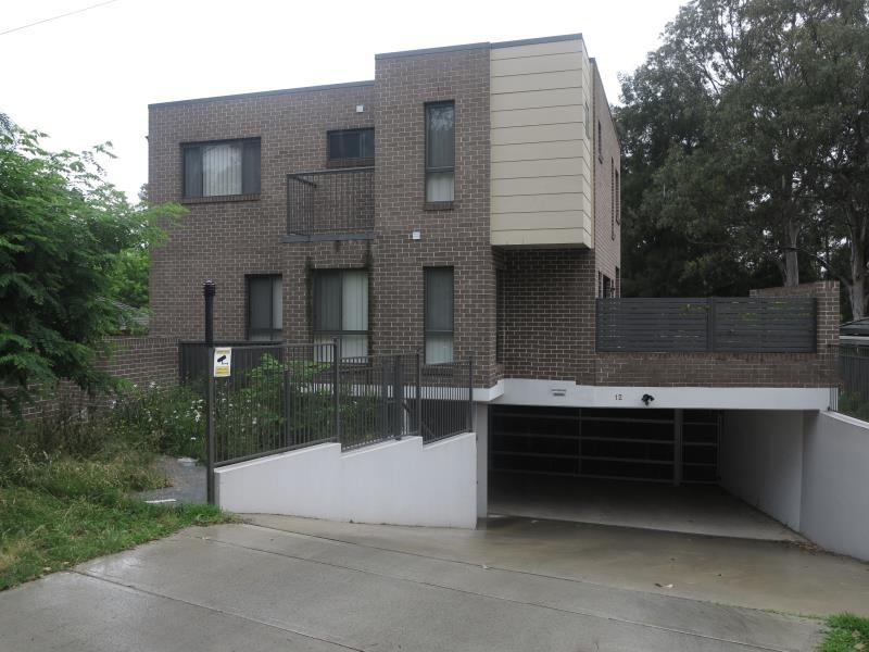 8/12 Freda Pl, Hammondville NSW 2170