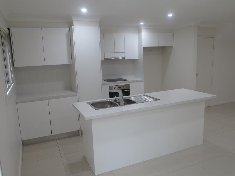 8/12 Freda Pl, Hammondville NSW 2170