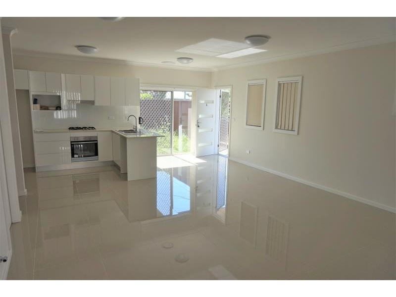 6/60-62 Passefield St, Liverpool NSW 2170