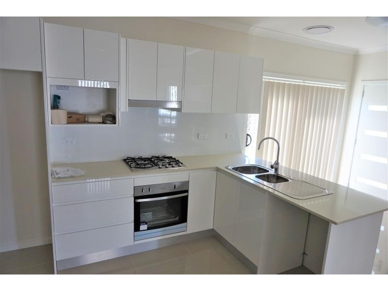 6/60-62 Passefield St, Liverpool NSW 2170