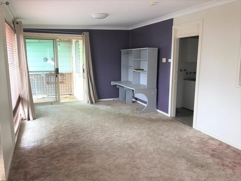 31 Heckenberg Ave, Sadleir NSW 2168