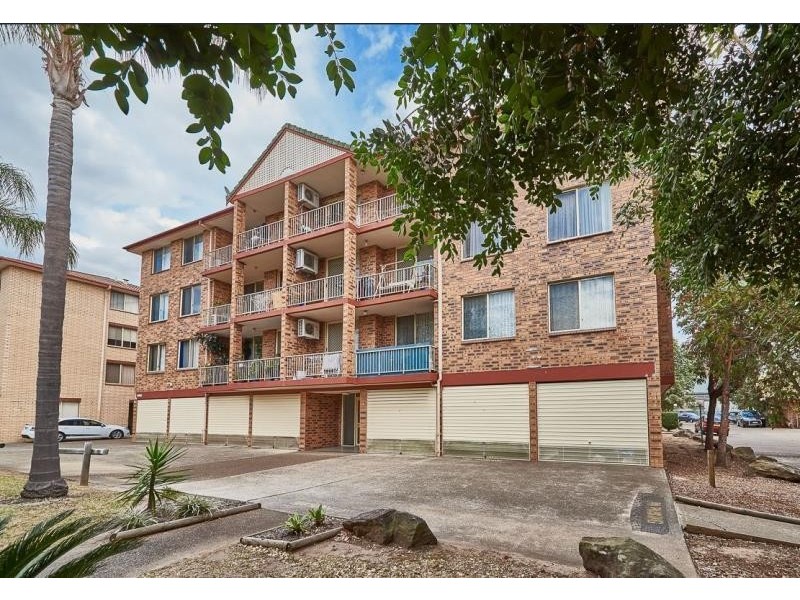 109/4 Riverpark Dr, Liverpool NSW 2170