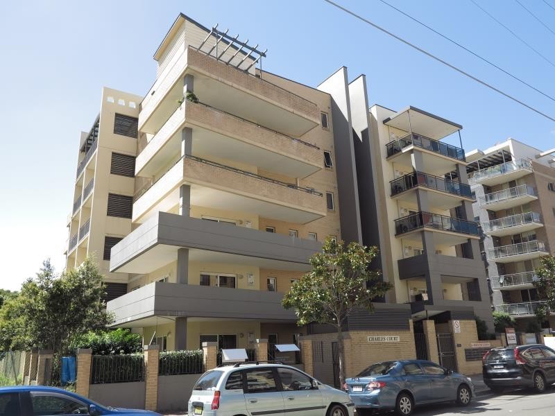 15/8-10 Browne Parade, Liverpool NSW 2170