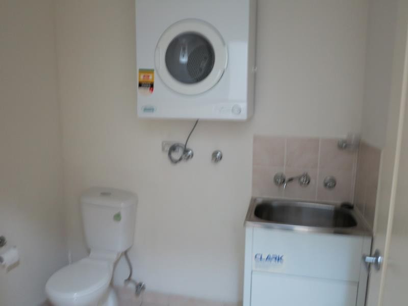 15/8-10 Browne Parade, Liverpool NSW 2170