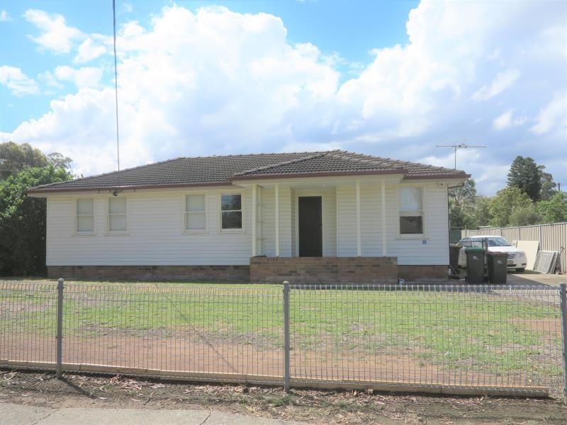 11 Shropshire St, Miller NSW 2168