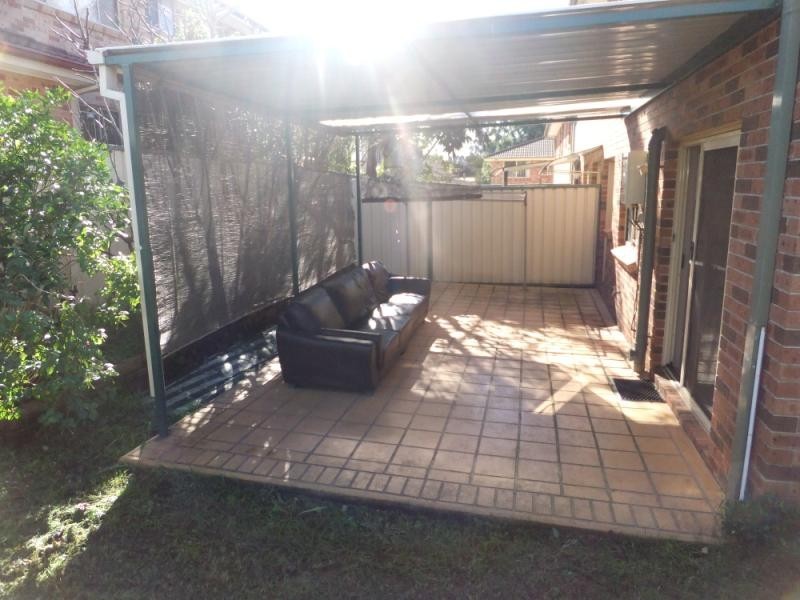 3/130 GLENFIELD RD, Glenfield NSW 2167