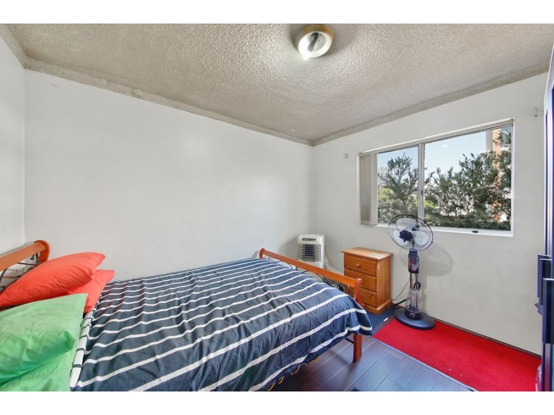 4/30 Goulburn Street, Liverpool NSW 2170