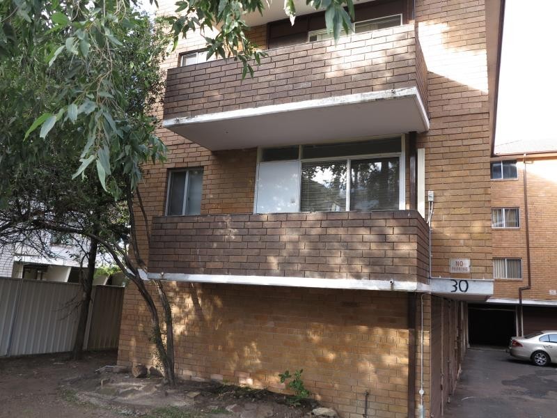 8/30 GOULBURN ST, Liverpool NSW 2170