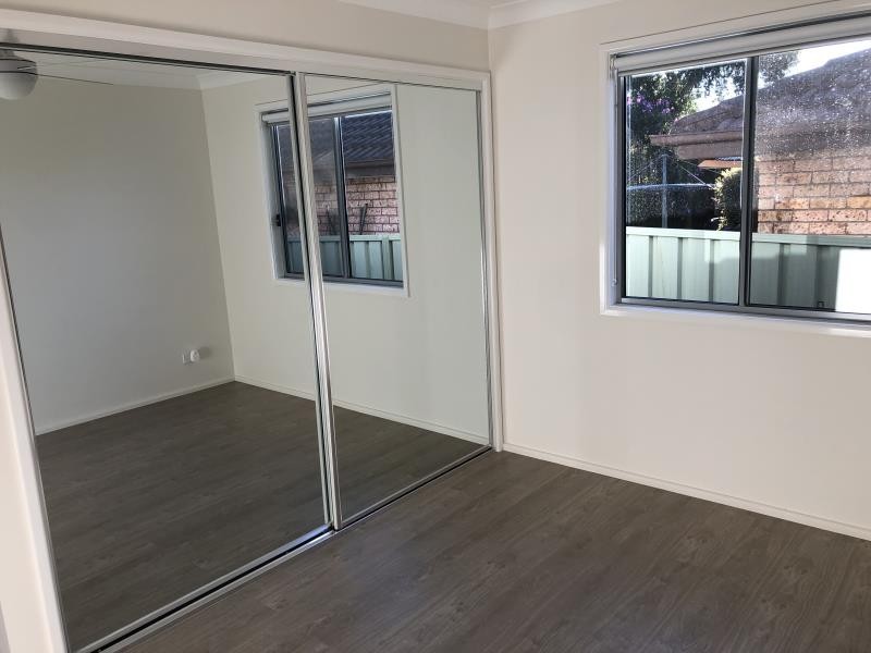 2a Longreef Crescent, Woodbine NSW 2560