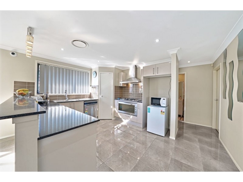 27 BARGO PLACE, Prestons NSW 2170