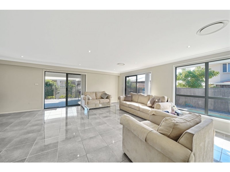 27 BARGO PLACE, Prestons NSW 2170