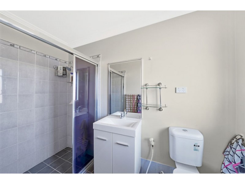 27 BARGO PLACE, Prestons NSW 2170