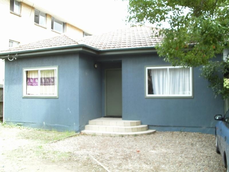 77 Castlereagh St, Liverpool NSW 2170