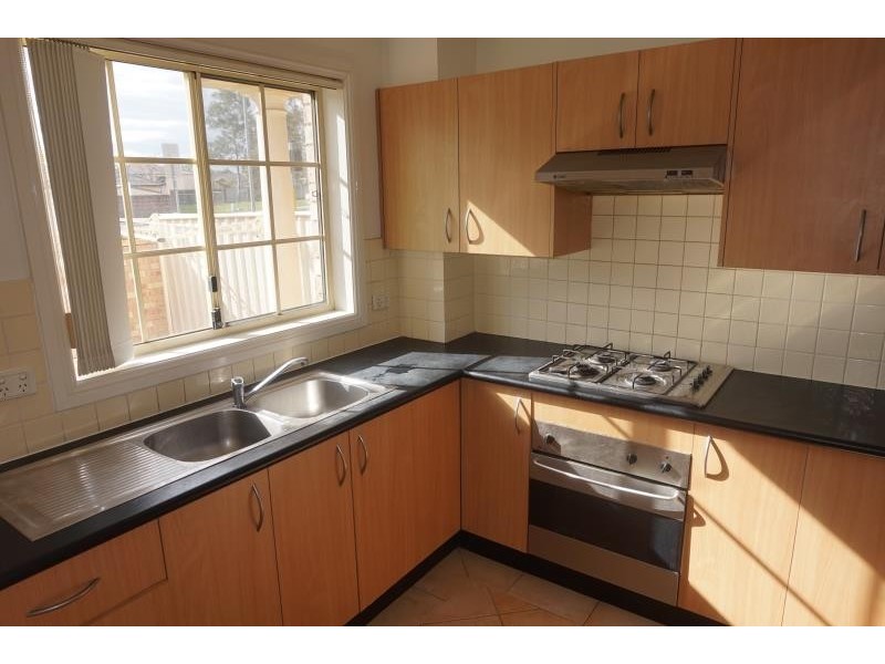 6/1 Lions Road, Lurnea NSW 2170