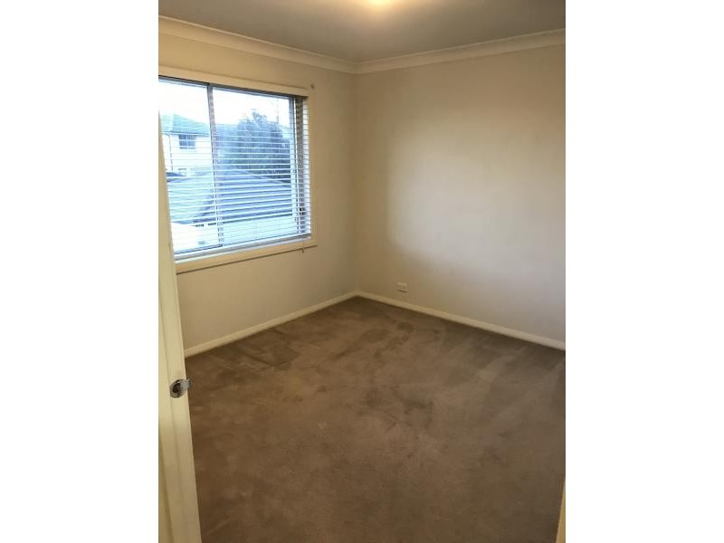 12 Truscott Avenue, Middleton Grange NSW 2171