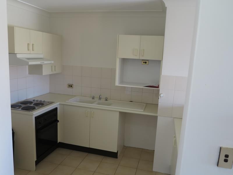 117/2 RIVERPARK DRIVE, Liverpool NSW 2170