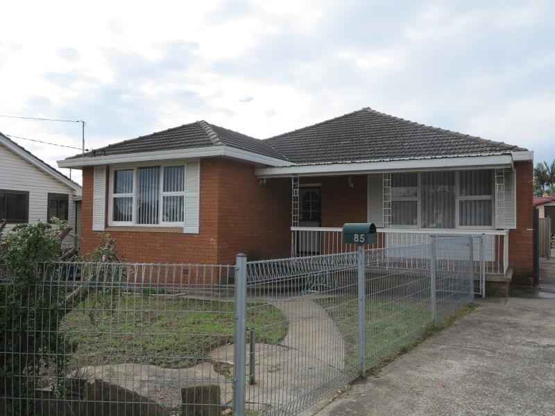 85 GRAHAM AVE, Lurnea NSW 2170