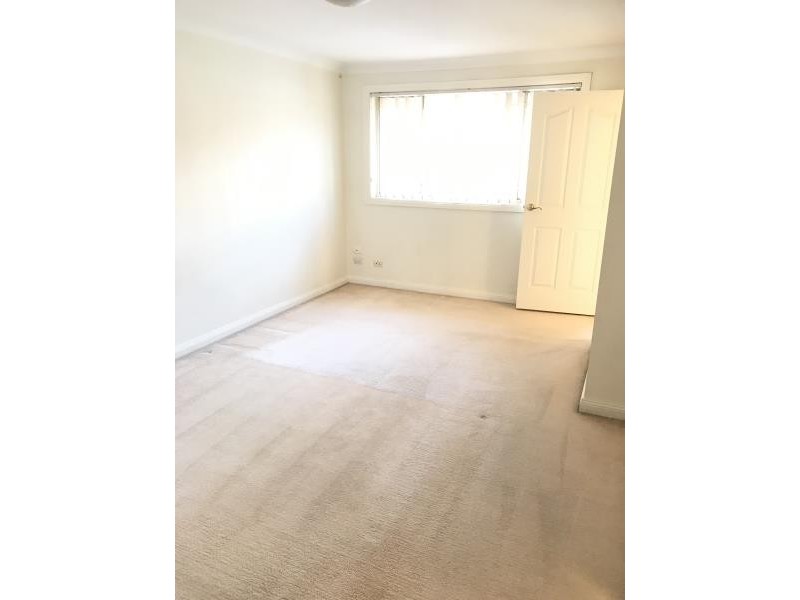 6/23 Carnation Avenue, Casula NSW 2170