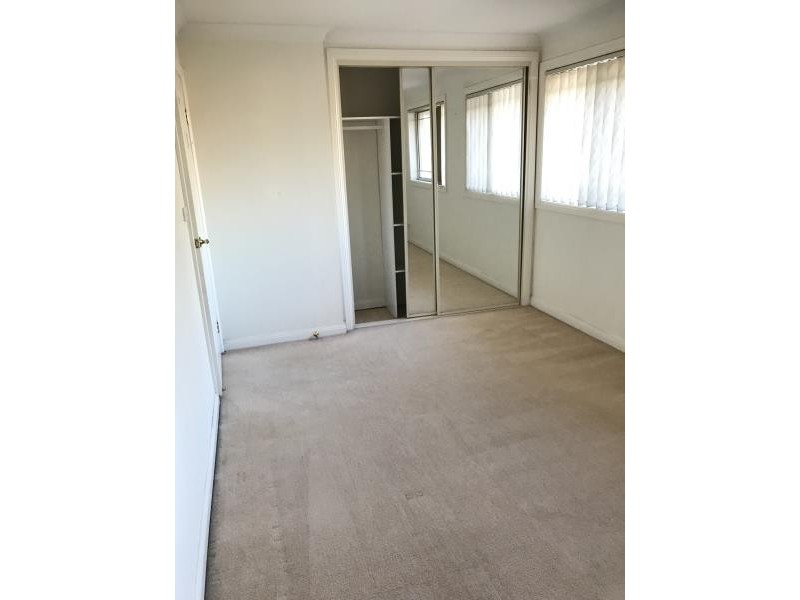 6/23 Carnation Avenue, Casula NSW 2170