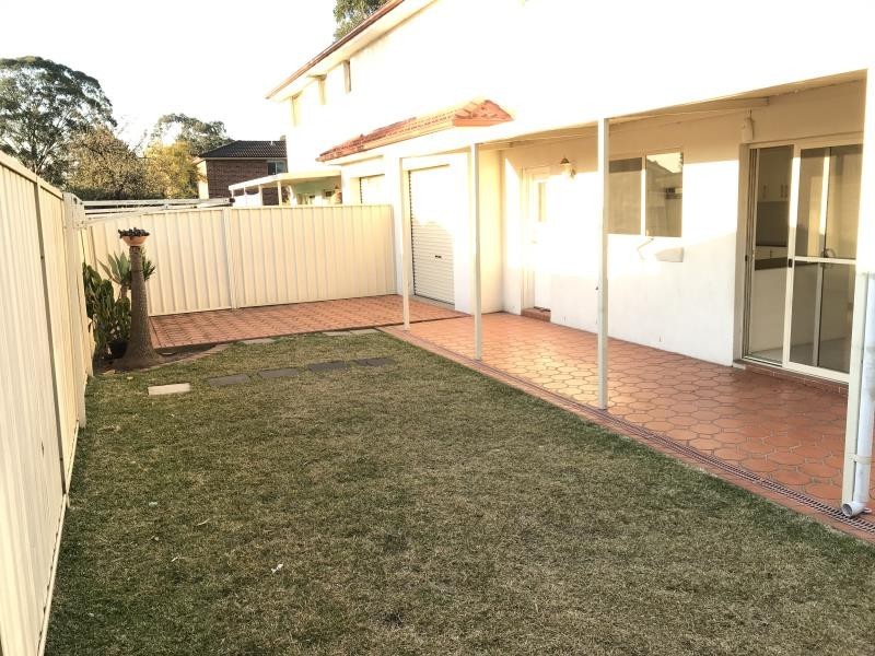 6/23 Carnation Avenue, Casula NSW 2170