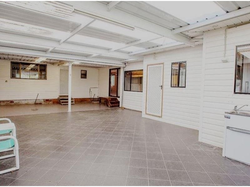 52 Willan Drive, Cartwright NSW 2168