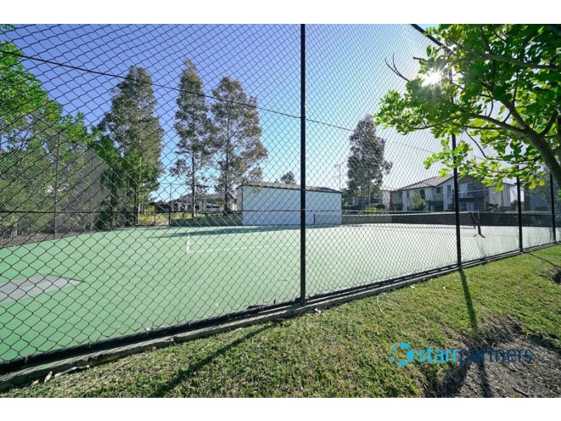 12 TRUSCOTT AVENUE, Middleton Grange NSW 2171