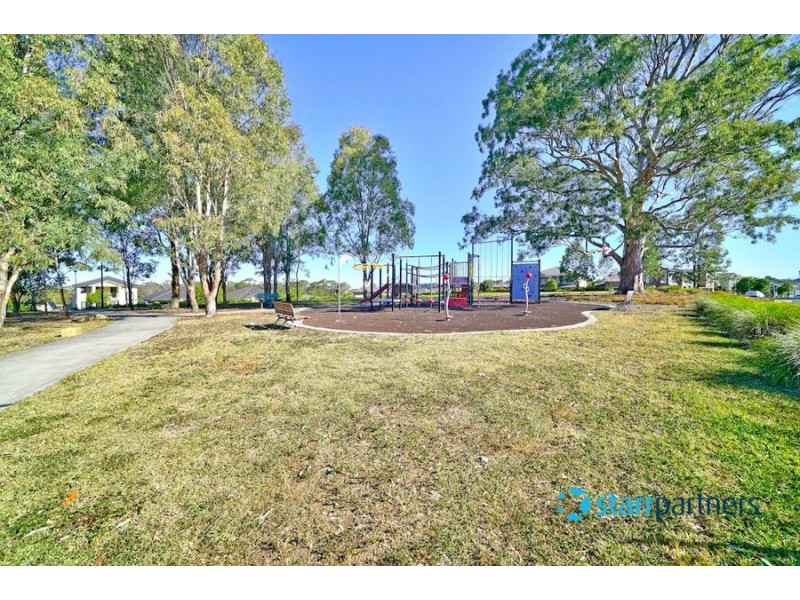 12 TRUSCOTT AVENUE, Middleton Grange NSW 2171