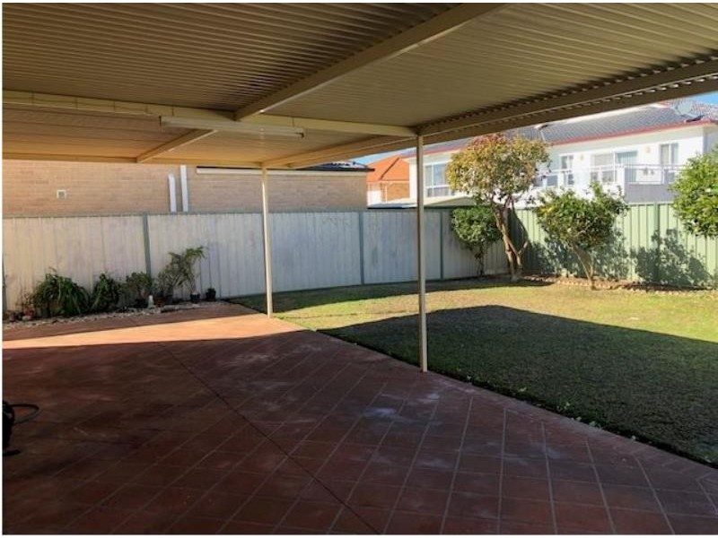 302 North Liverpool Road, Green Valley NSW 2168