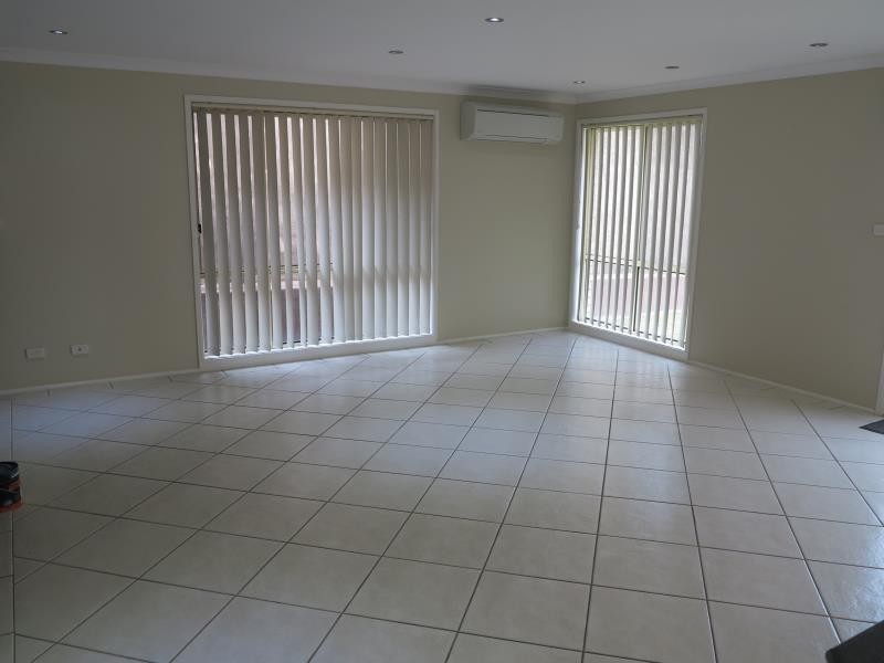 16 KIERNAN CRESCENT, Abbotsbury NSW 2176